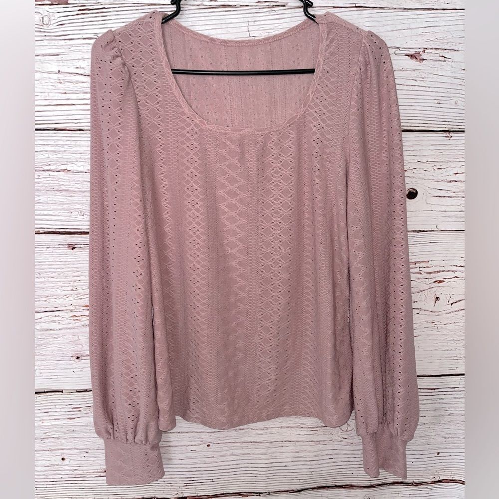 Women's Pink Lace Top